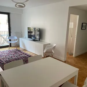 appartement-proche-tour-eiffel.fr-paris.fr/
